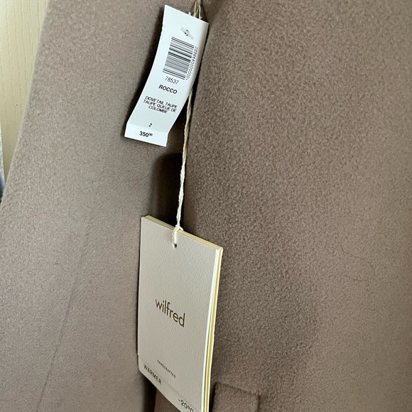 SOLD - Wilfred Rocco Coat - Picture 7 of 8